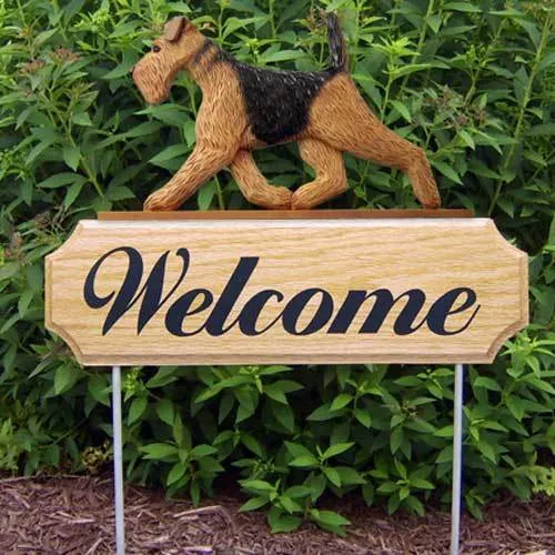 Airedale Terrier Welcome Sign